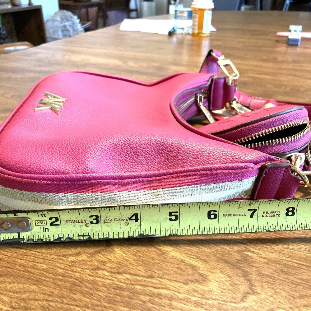 Ann Klein Crossbody/Shoulder Vibrant Pink Bag with Matching Coin Purse - Picture 8 of 12